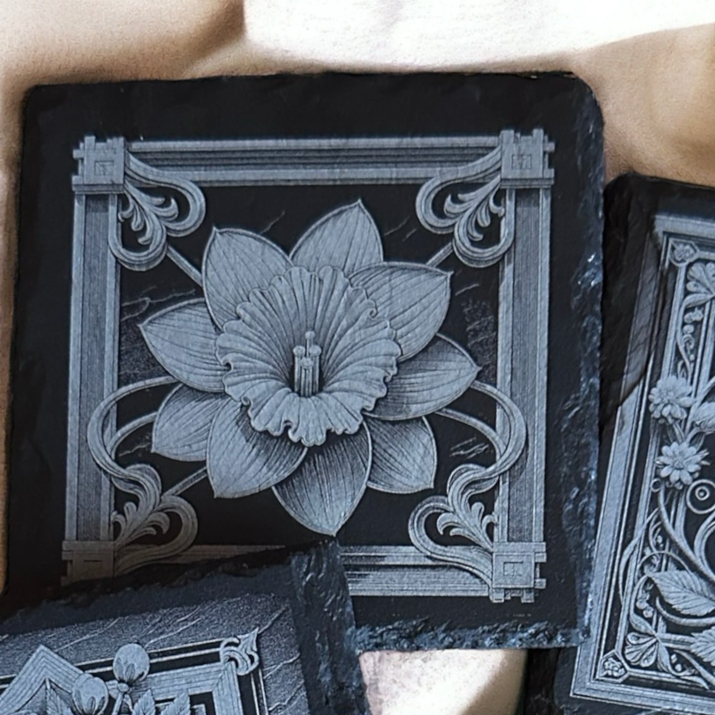 Flower Slate Coaster Set