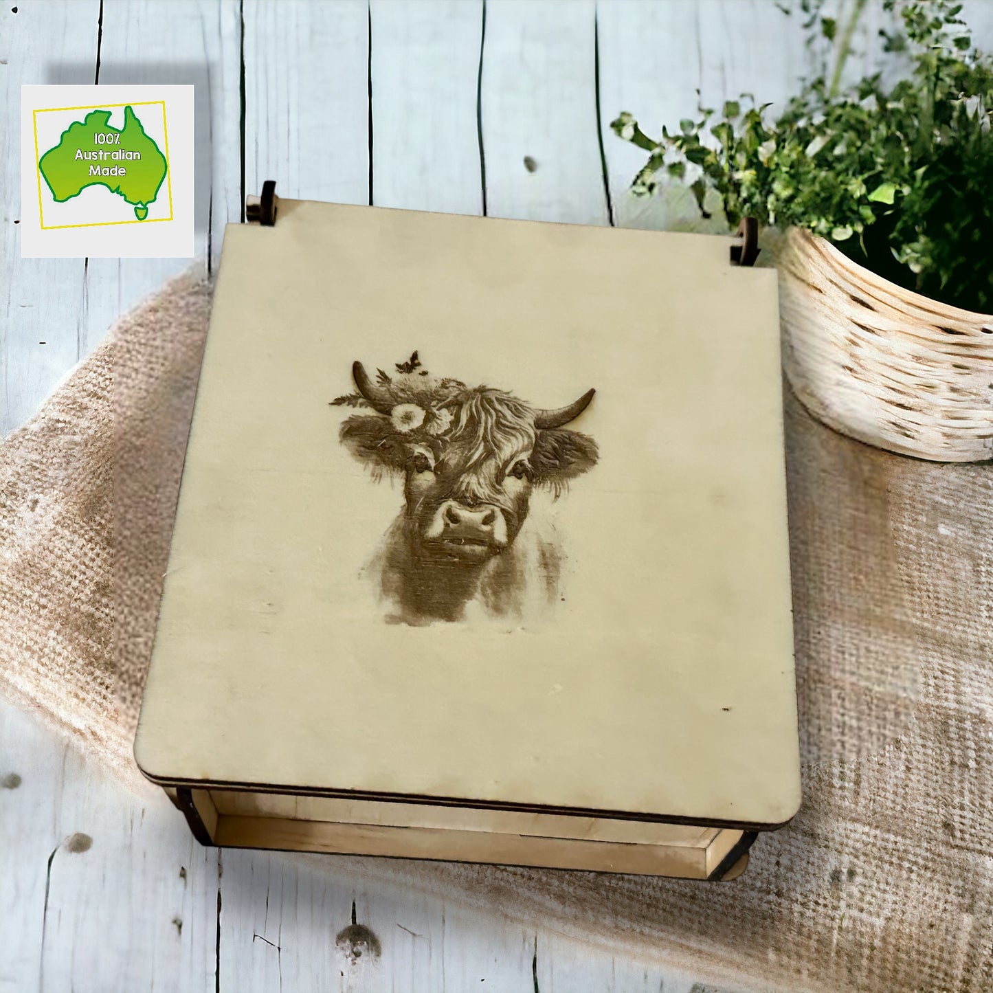 Highland Cow Engraved Board & Coaster Box Set (Various Sizes)