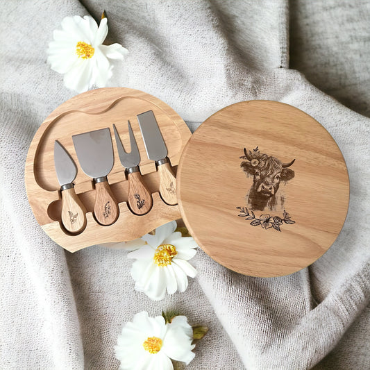 Highland Cow Engraved Cheese Board Set